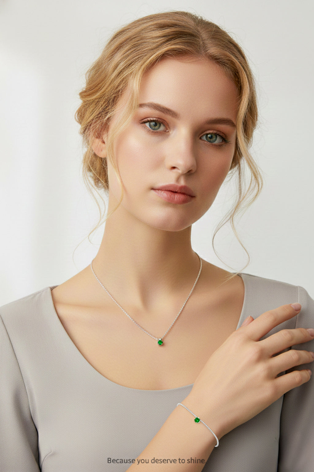 The Timeless Emerald Glimmer Set