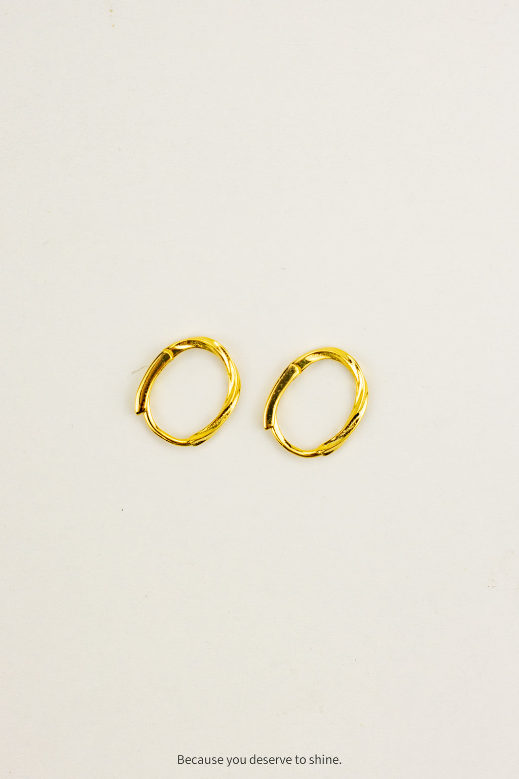 Everyday Essential Twist Hoops
