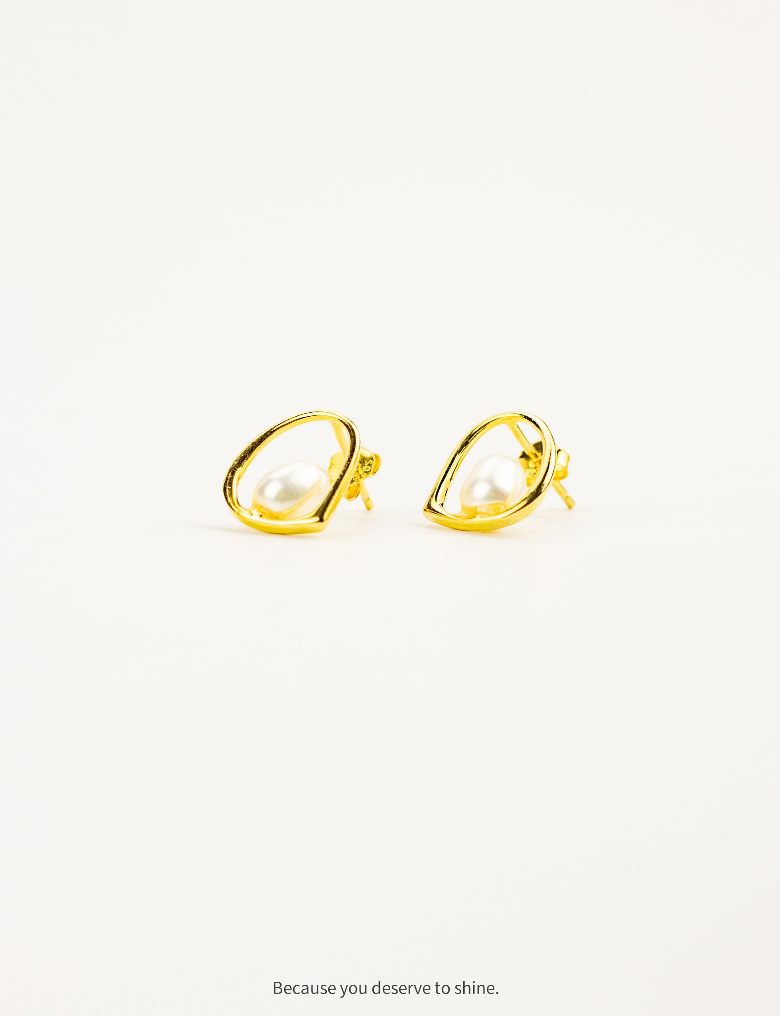 Freshwater Pearl Earrings