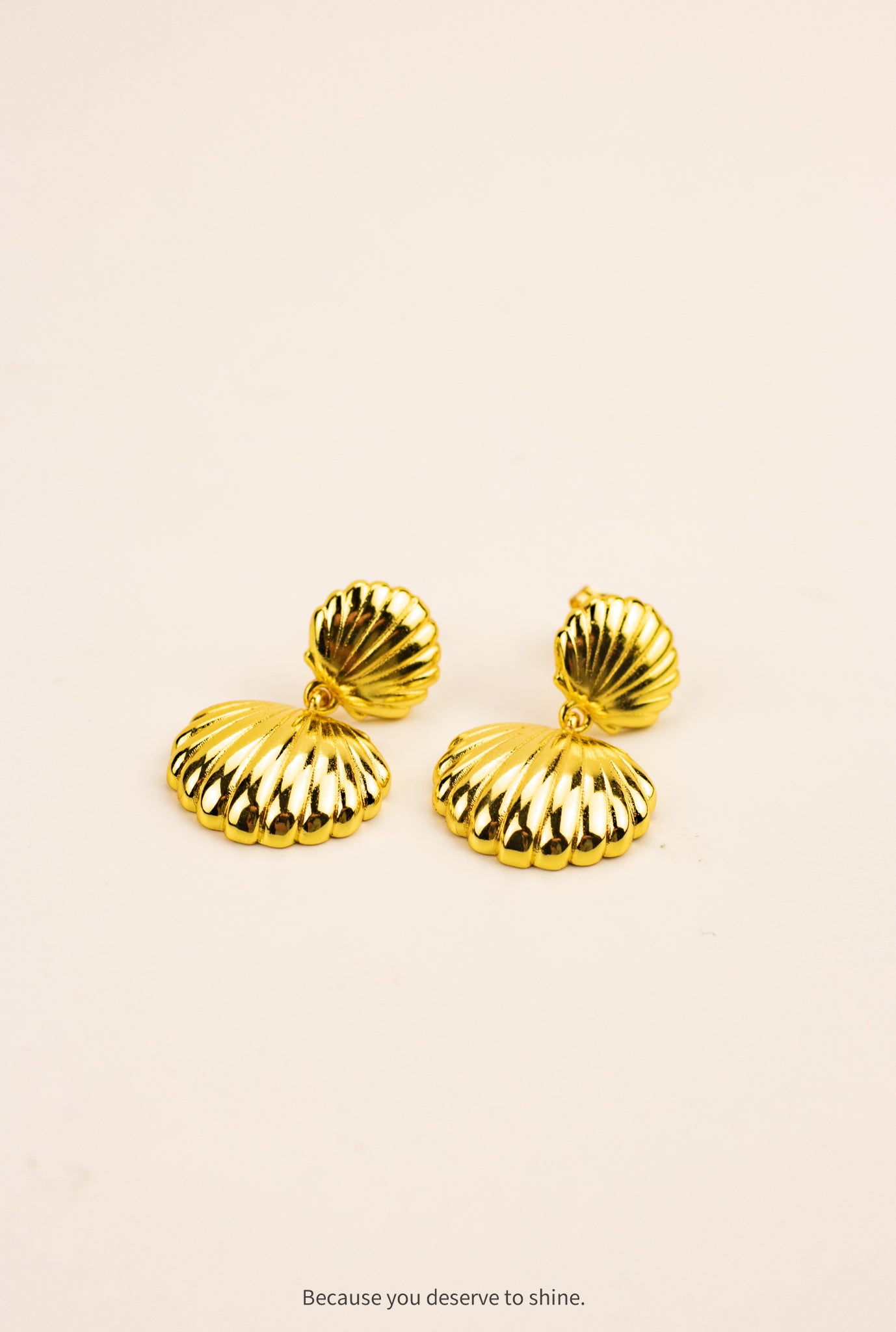 Shell Drop Earrings